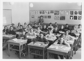 Klassfoto på Holmens skola, 1957-1958