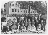 Klassfoto på Hjärsta skola, 1961-05-06