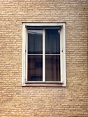 Fönster på Sparbankshuset, 1980-tal