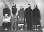 Skådespelare med masker, 1950-tal