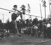 Man hoppar höjdhopp, 1950-tal