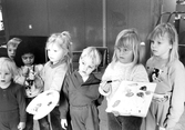 Barn får bildundervisning, 1987
