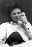 Föreståndaren Stella Hörnestig i telefon, 1987