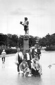 Förvaltningschefer vid Kronblomstatyn på Eyravallen, 1988