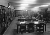 Läsesalen på Örebro Stadsbibliotek på Fabriksgatan, 1950-tal