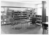 Fåtöljer i biblioteksfilialen i Tybble Centrum, 1961 ca
