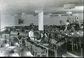 Västerås.
Interiör av Konsums konditori, Stora torget. 1950-talet.