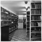 Bokhyllor i Laxå Folkbibliotek, 1955