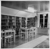 Läsesal i Lekebergs Folkbibliotek i Fjugesta, 1955