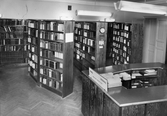 Utlåningsdisk på Linde Folkbibliotek i Lindesberg, 1955