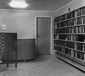Utlåningsdisk på Tysslinge Folkbibliotek i Garphyttan, 1955
