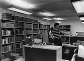 Inflyttning i Örebro Stadsbibliotek på Näbbtorgsgatan, 1981