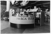 Informationsdisk  på Örebro Stadsbibliotek på Näbbtorgsgatan, 1981