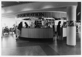 Informationsdisk på Örebro Stadsbibliotek på Näbbtorgsgatan, 1981