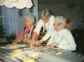 Bakning av lussekatter, 1989