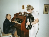 Verao och Solvei spelar, 1990