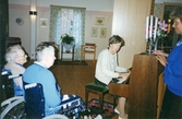 Musikstund på Lyckträffen, 1990