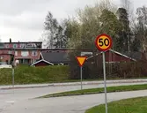 Vägskyltar på Adolfsbergsvägen, 2016-04-18