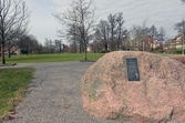 Minnestavla, Torsten Ehrenmarks park, Örnsro, 2016-04-13