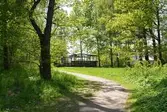Liten paviljong i Rynningeparken, 2016-05-17