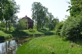 Bruksbyggnad av trä vid Lindbacka, 2016-05-31