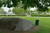 Stenblock vid Norrbyparken, 2016-05-24