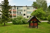 Lummig innergård vid Rickardsbergsgatan 1-43, 2016-05-24