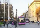 Stadsbuss vid Stortorget, 2016-04-19