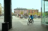Trottoarcyklare vid Krämaren, Våghustorget, 2015-05-15