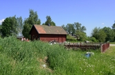 Timrat hus och odlingslott vid Vivallaringen, 2016-06-03