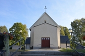 Entré till Almby kyrka, Almby, 2016-09-19