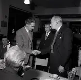 Brandchef Karl E. Andersson avtackas.