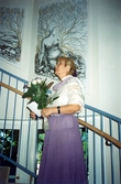 Konstnären som gjort utsmyckningen på Skäpplandsgården, 1993