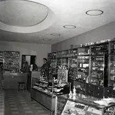 Karl E:s nya lokaler och personal.