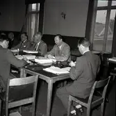 1953 års kommunikationsutredning i februari med ordförande Per Åsbrink.