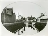 Västerås, kv. Mimer.
A.G. Johanson's Metallfabrik vid Lillån. C:a 1900.