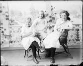 Greta Roos, Tyra och Sara Edhlund, Östhammar, Uppland