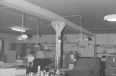 Övertäckta maskiner i F G Larssons tryckeri, 1970