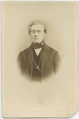 Porträtt på Christopher Jacob Boström. Professor, filosof. Född 1 Januari år 1797 coh död den 22 mars år 1886.