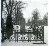 Västerås.
Grav på Östra kyrkogården.