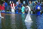 Radiostyrda segelbåtar på Båtens dag, 1994