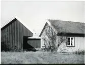 Gård väster om Nyhaga i Vallda, 