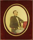 Porträtt i skinnöverdraget etui, 1852