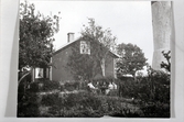 Trädgård vid fyrvaktarhus, Långe Jan.