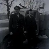 Tage Danielsson med vännen Karl Simonsson. Tage 50 år.