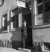 Polischefer andas ut.
16 juli 1959.