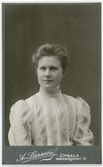 Kabinettsfotografi - kvinna, Uppsala 1905