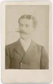 Kabinettsfotografi - man med mustasch