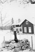 Milsten i Grängeshyttan i Hjulsjö, 1970-tal