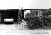 Garage, 1990